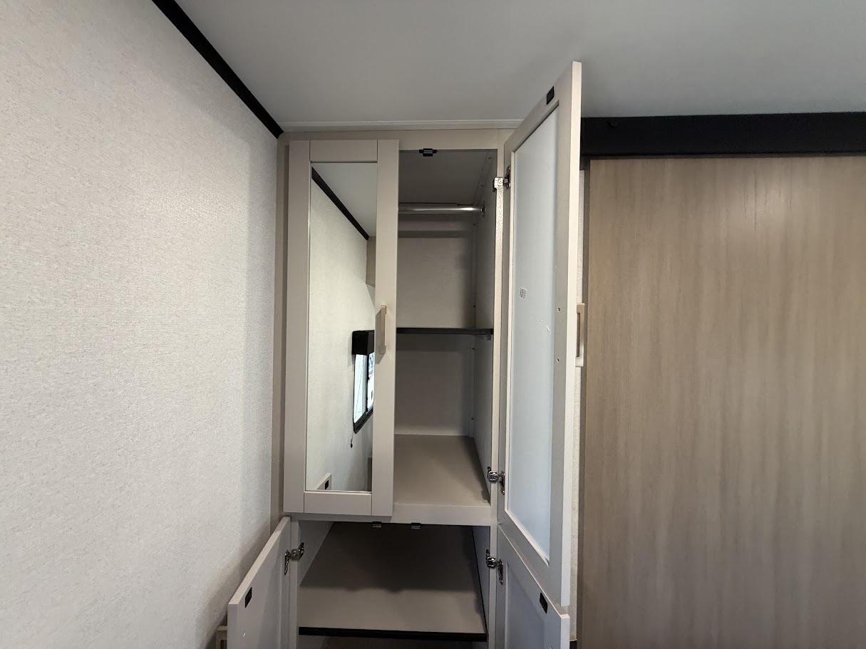 2027 JAYCO JAY FEATHER 25RLSL - Image 33