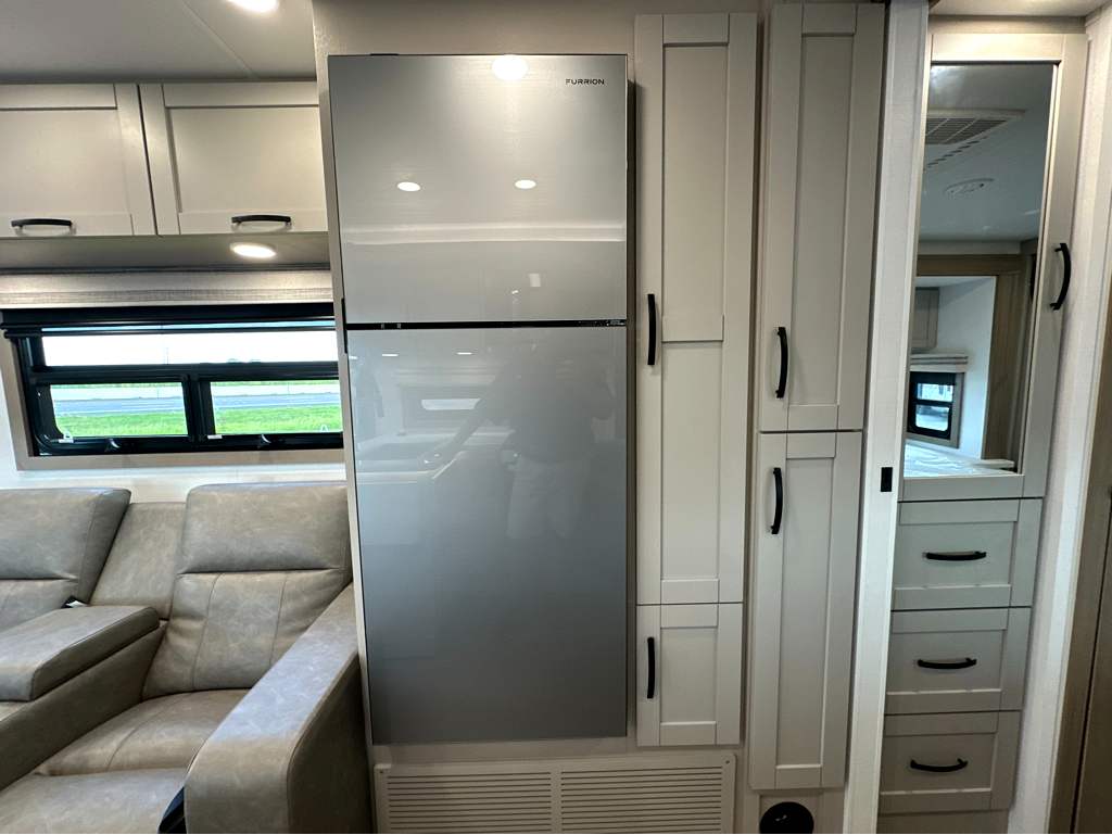 2027 JAYCO GREYHAWK XL 32U - Image 15