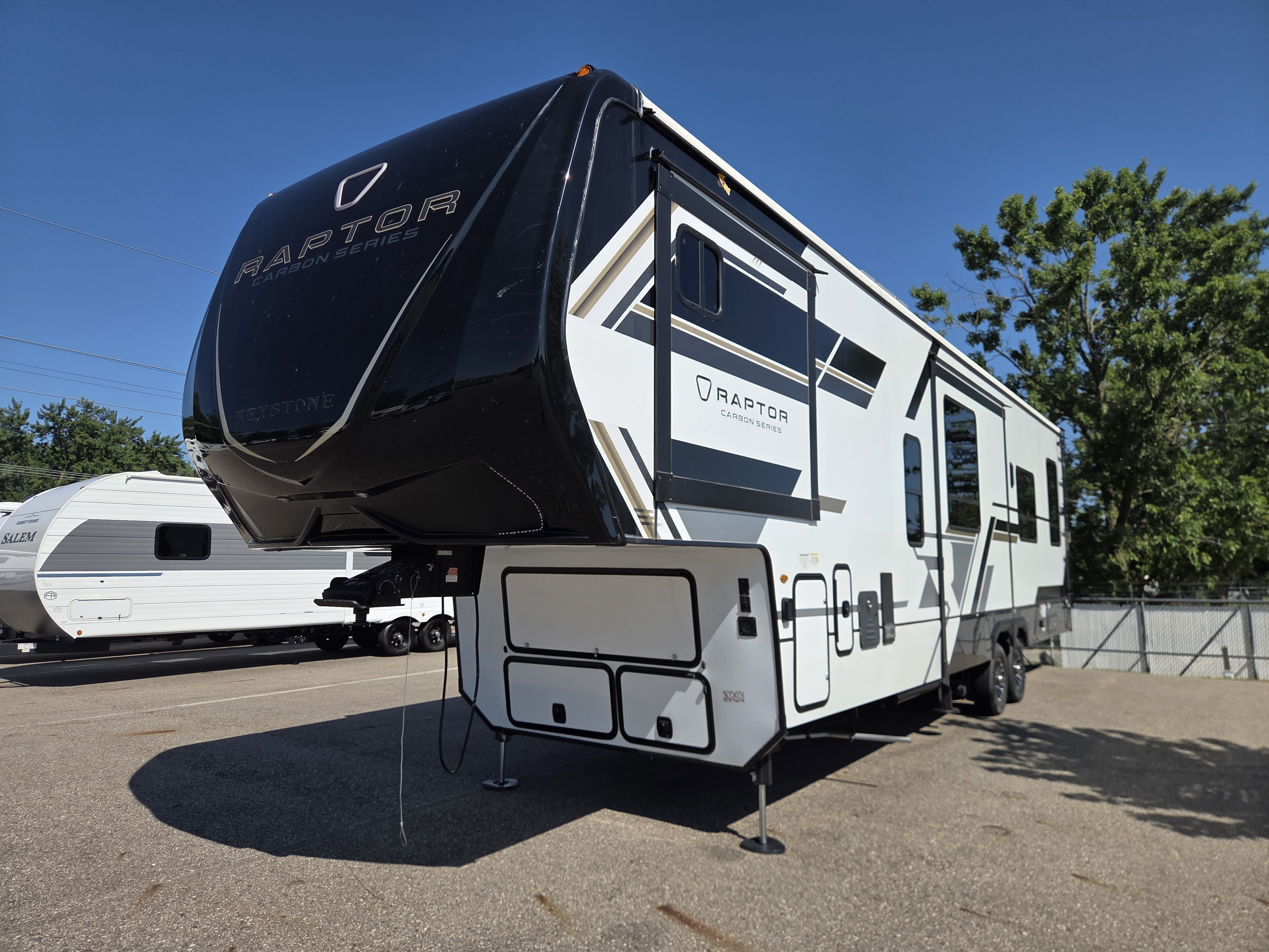 2026 Keystone Carbon 360 - Image 4