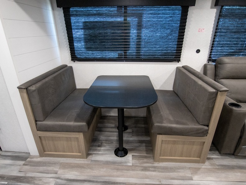 2026 Jayco Jay Flight SLX 334RTS - Image 11