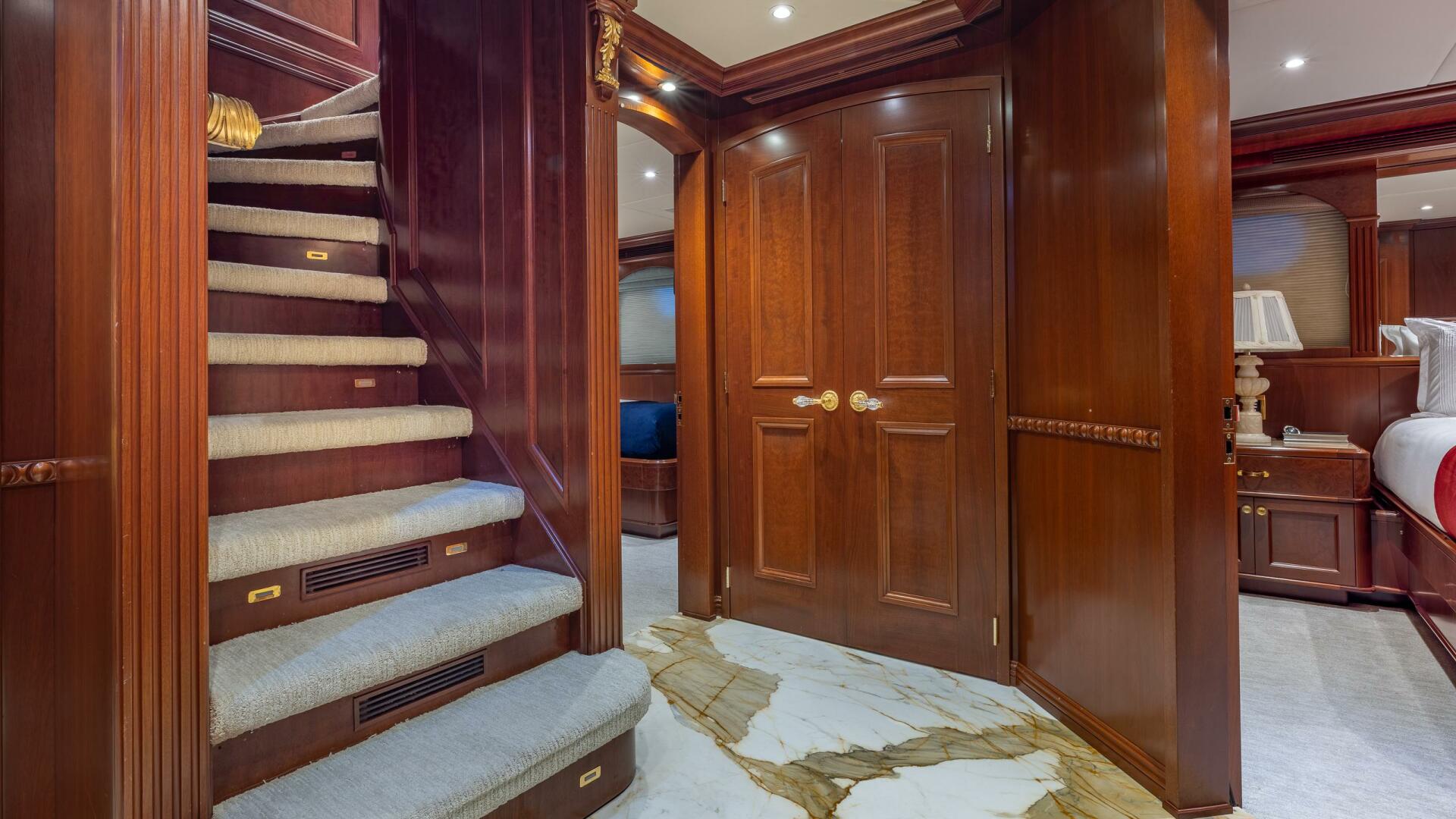 2001 Trinity Yachts Tri-Deck MY - Image 10