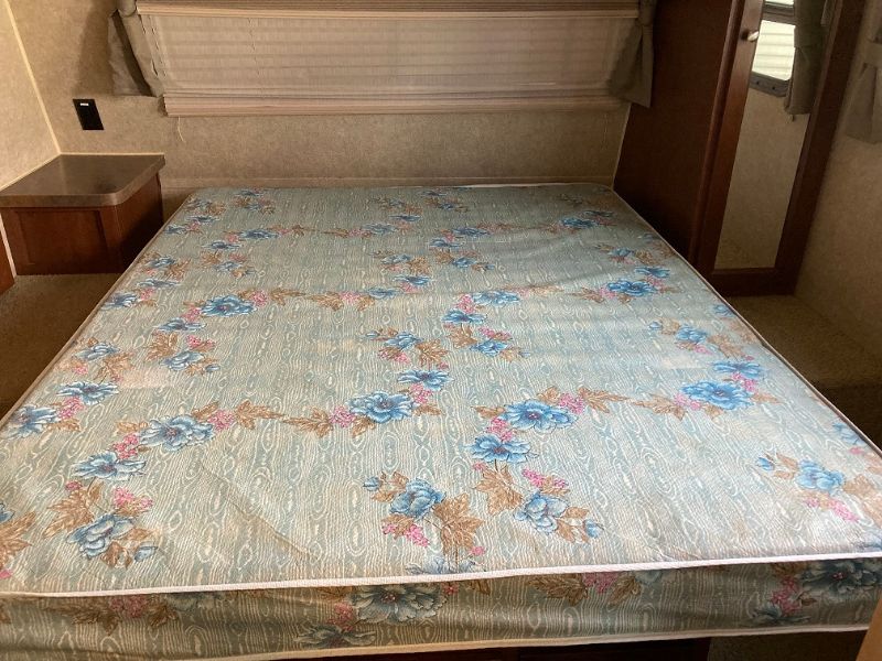2015 Forest River Rockwood Ultra Lite 2604WS - Image 25