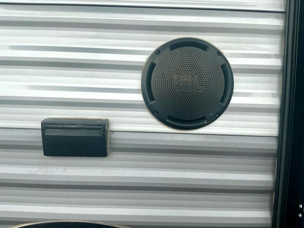 2025 COACHMEN 134BHX - Image 12