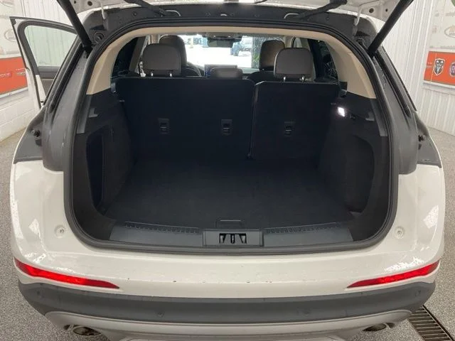 2023 Lincoln Corsair Utility 4D AWD - Image 21