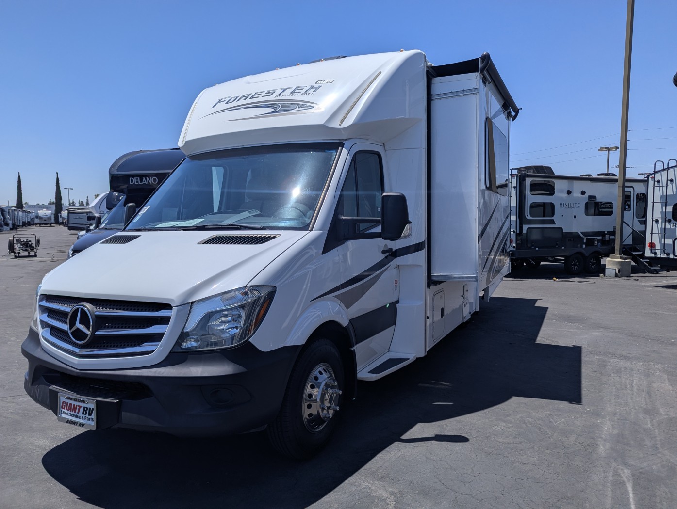 2019 Forest River Forester 2401R MBS - Image 3