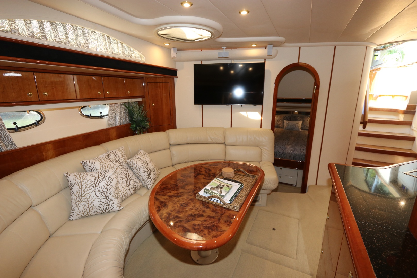 2005 Neptunus 56 Express - Image 30