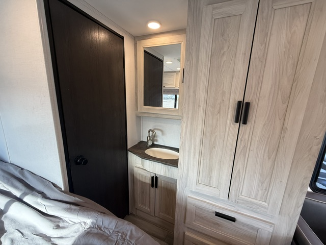 2023 Forest River Sunseeker LE 2350LE - Image 10