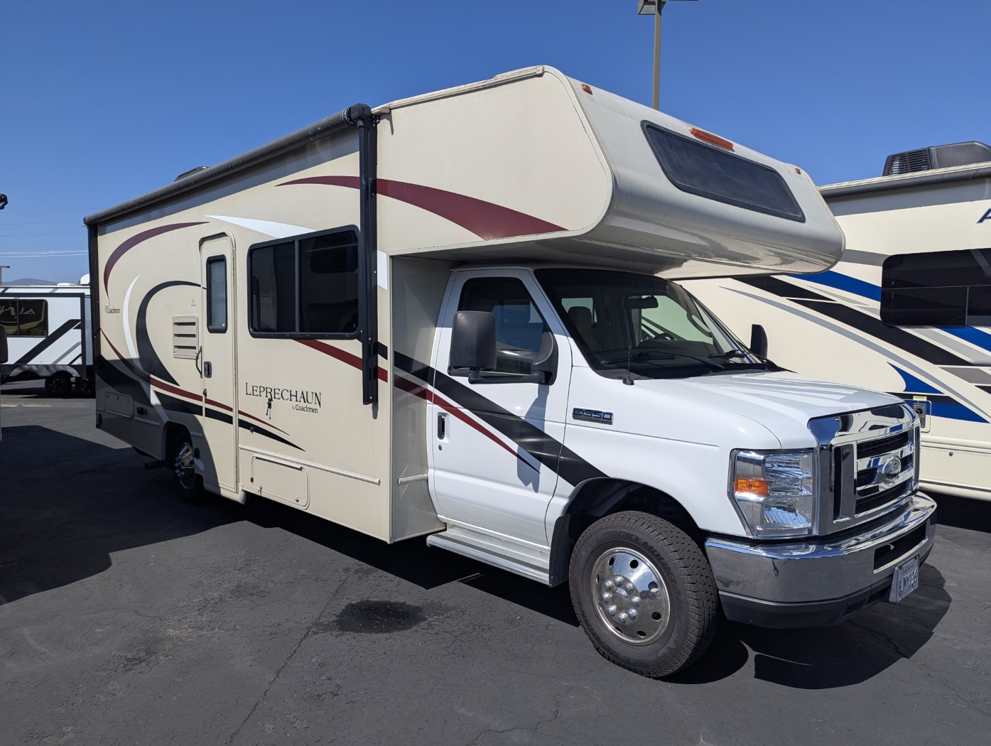 2020 Coachmen Leprechaun 260RS - Image 1