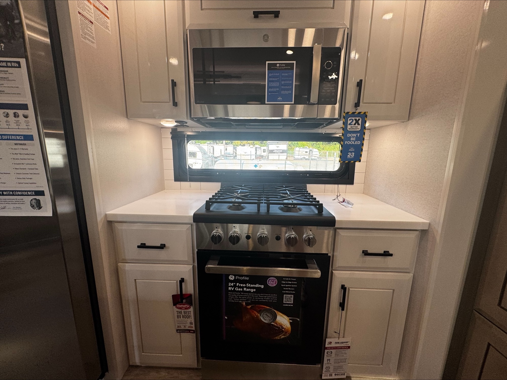 2027 JAYCO PINNACLE 39FLOK - Image 7