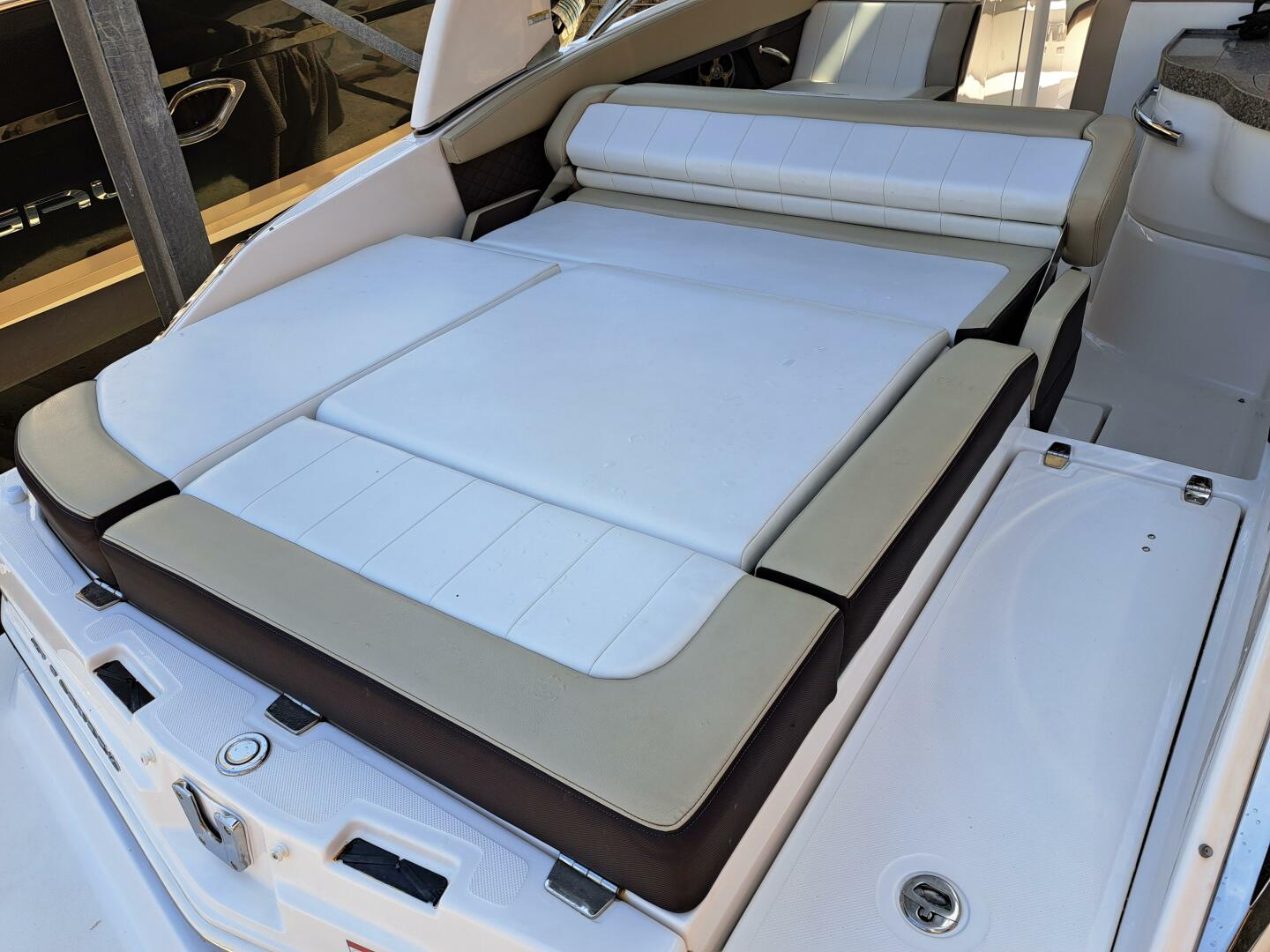 2014 Regal 2700 Bowrider - Image 24