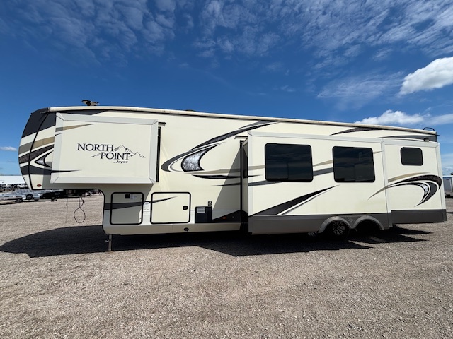2018 Jayco North Point 379DBFS - Image 7