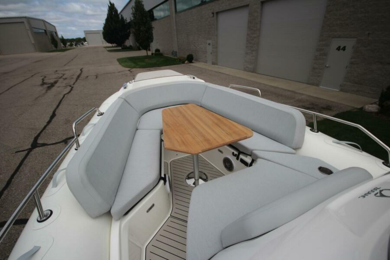 2024 Zodiac Medline 9 NEO - Image 78