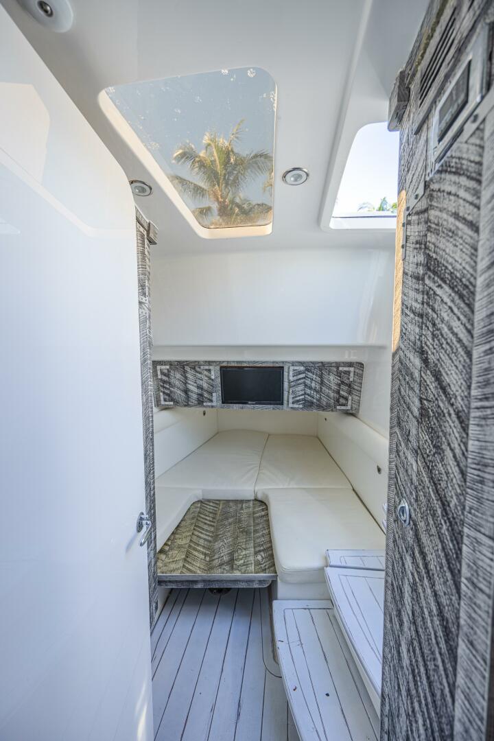 2019 HCB 53 Suenos - Image 29