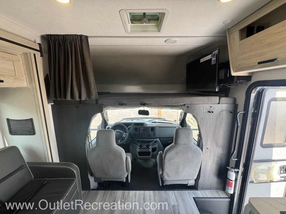 2023 Forest River Sunseeker 2850S LE - Image 10