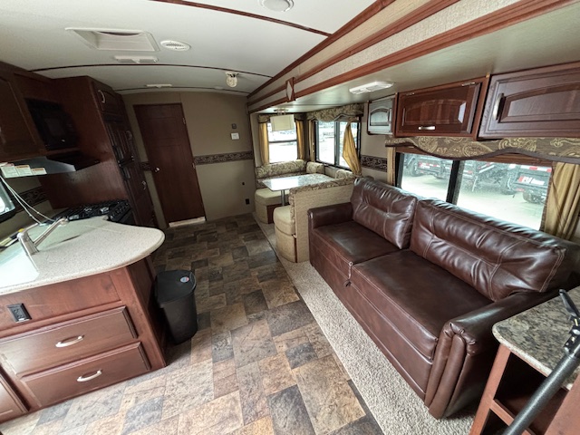 2015 Keystone Outback 300RB - Image 32
