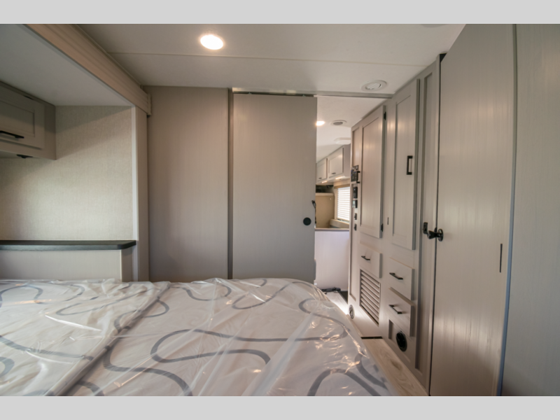 2025 Coachmen Freelander 26DS Ford - Image 57