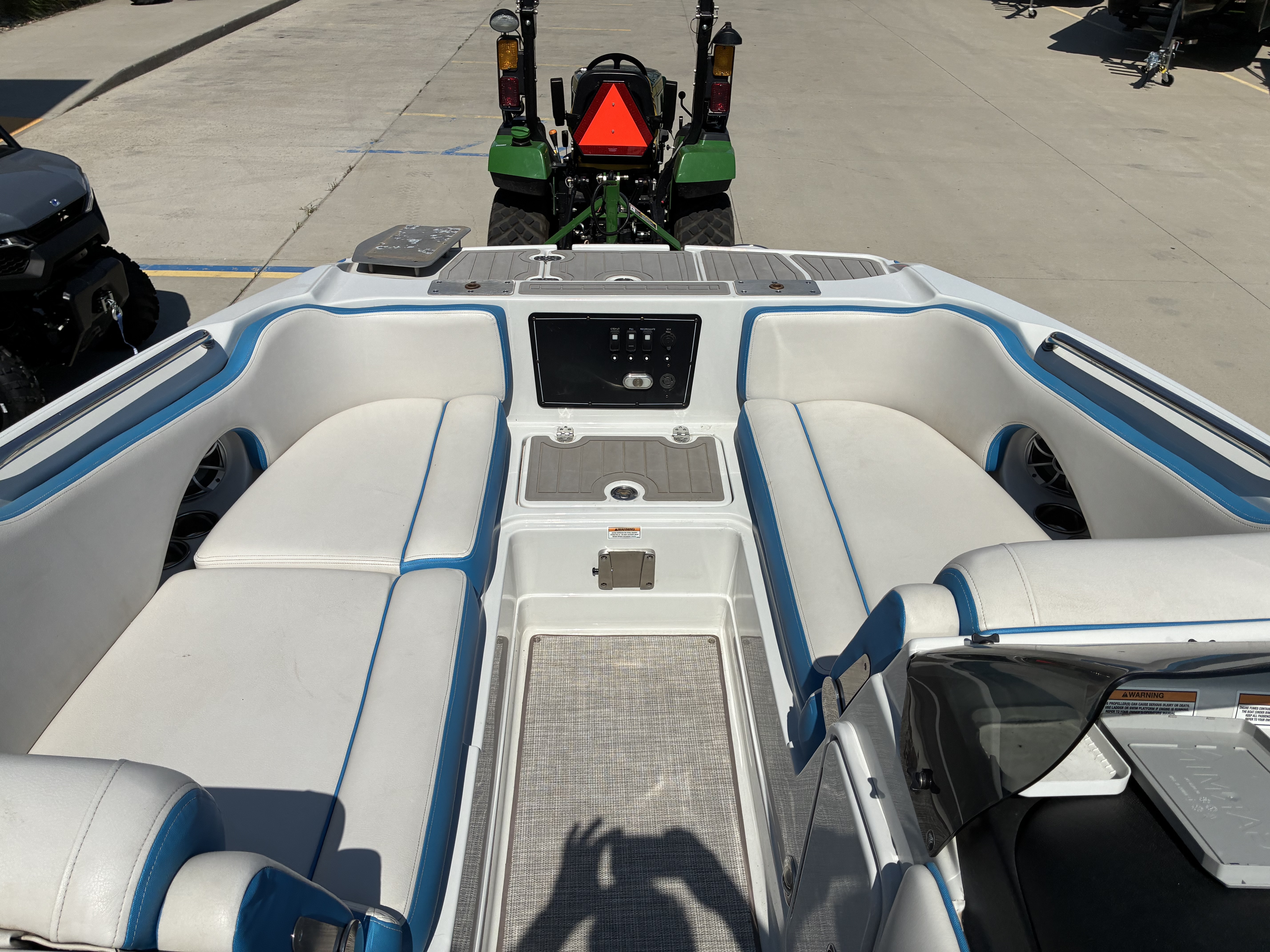 2021 Crownline E 205 XS - Image 16