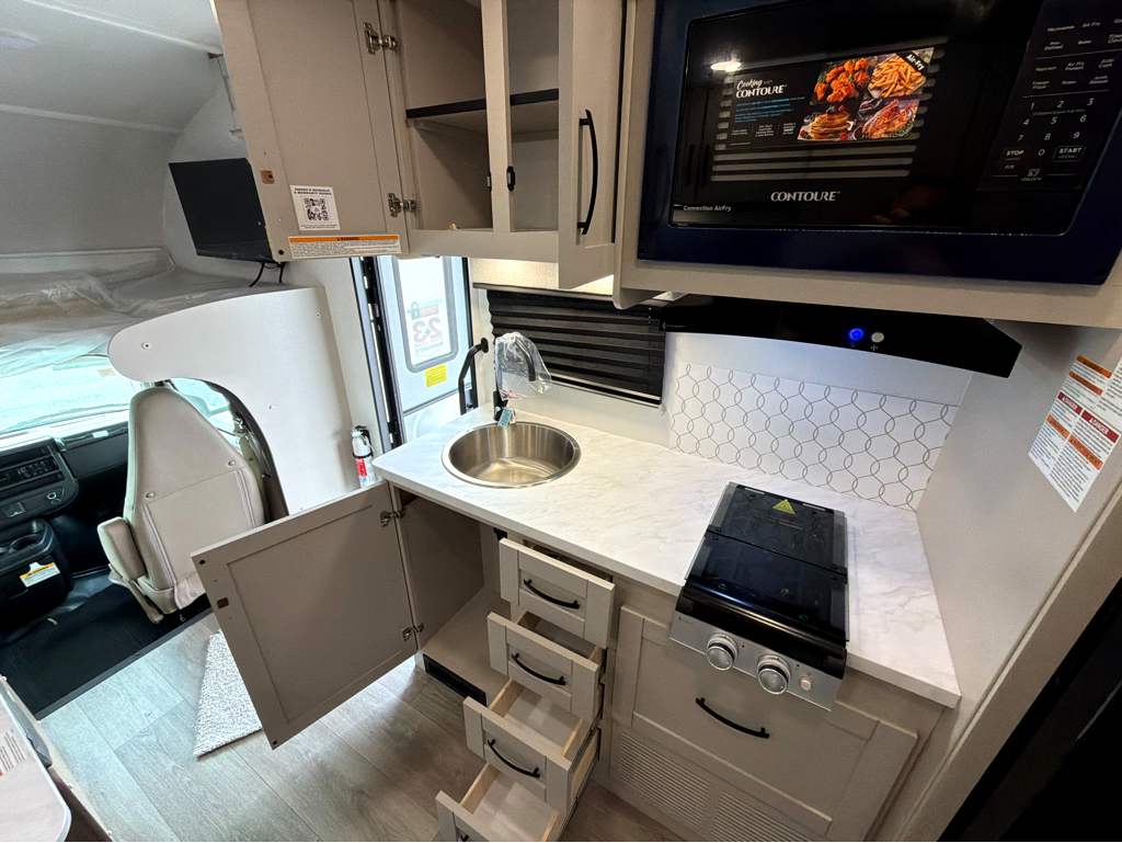 2027 ENTEGRA COACH ODYSSEY SE 22C - Image 25