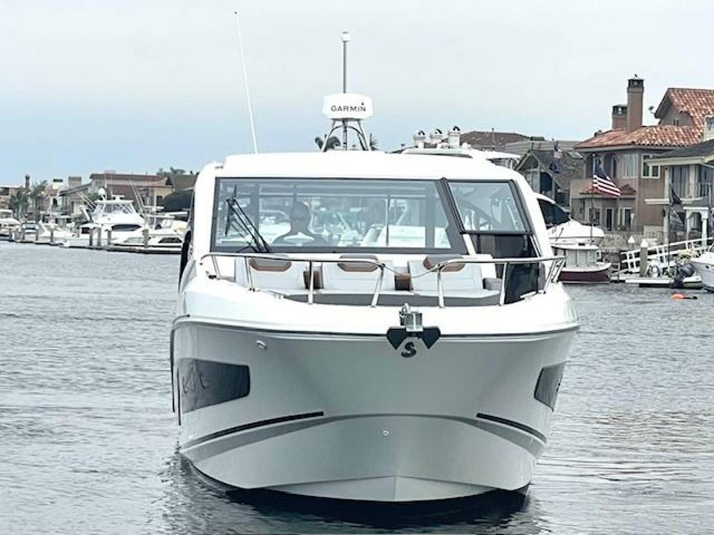 2022 Beneteau 32 Gran Turismo - Image 31