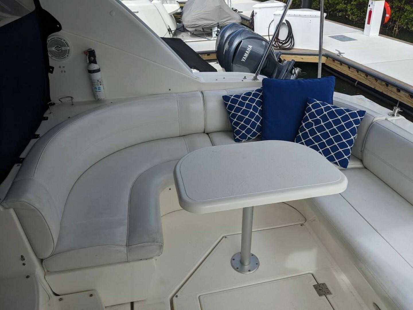 2003 Cruisers Yachts 3970 - Image 5