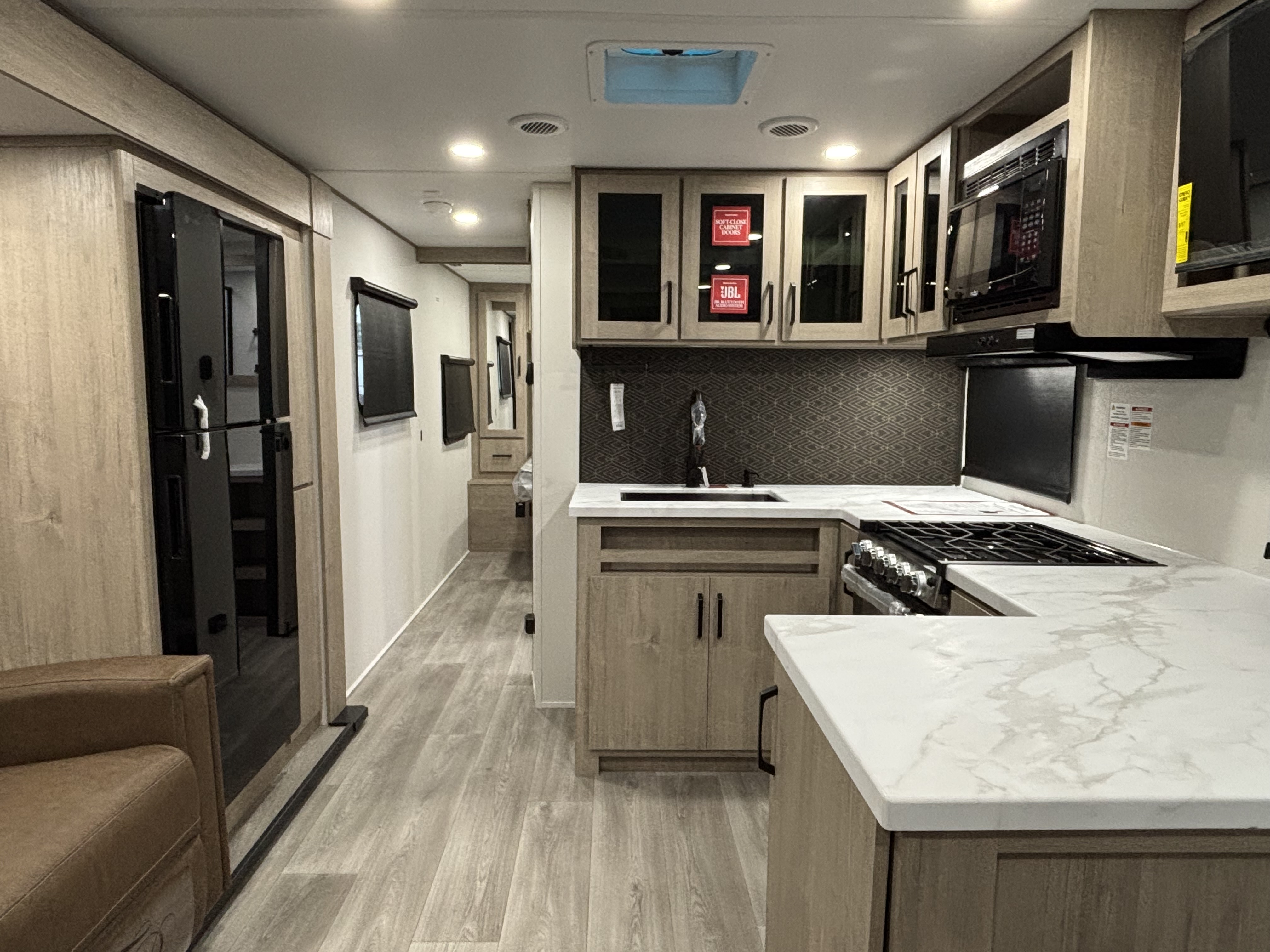 2026 Grand Design Imagine XLS 25RLE - Image 9