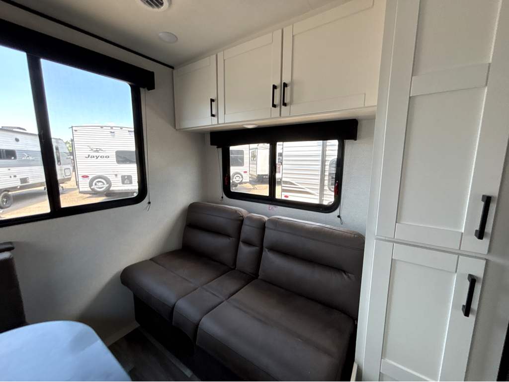 2026 JAYCO JAY FLIGHT SLX 210QB - Image 13