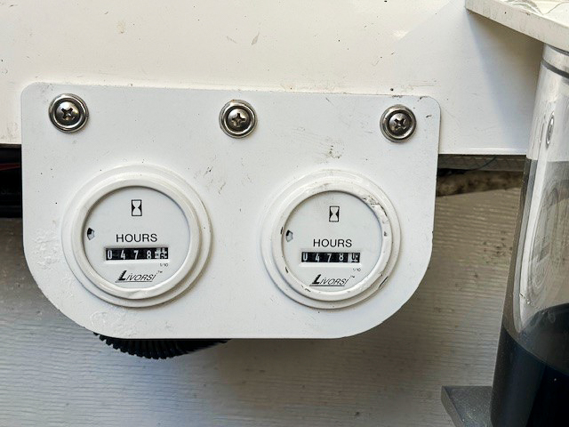 2007 Fountain 38 Express Cruiser - Image 3