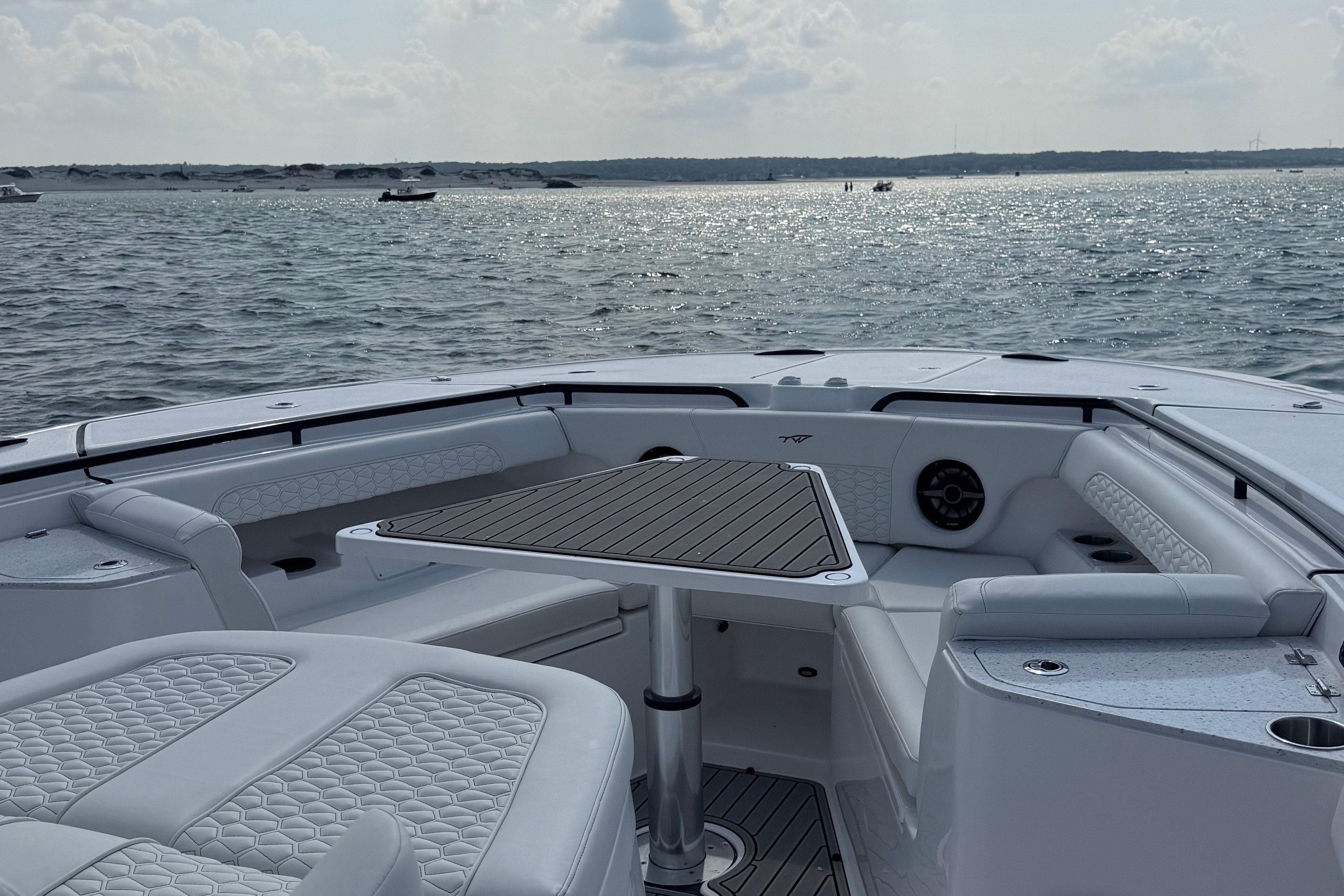 2027 Tidewater 330 CC Adventure - Image 31