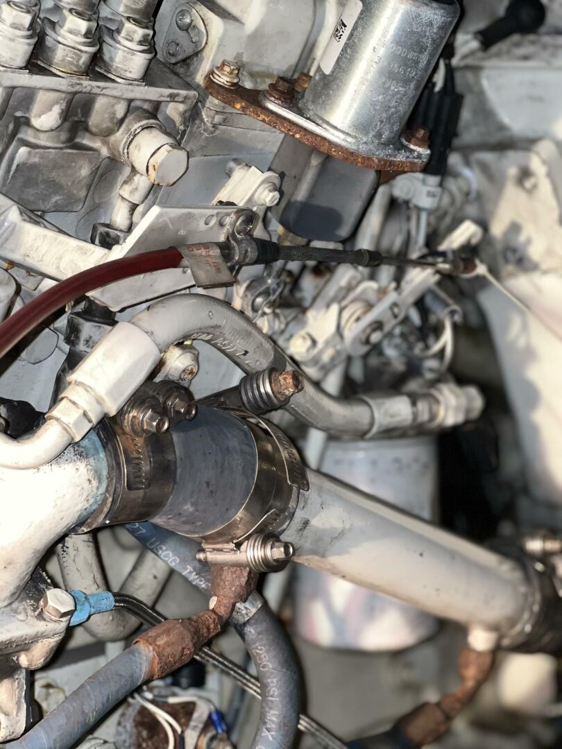 2000 Bayliner 4788 Pilot House Motoryacht - Image 37