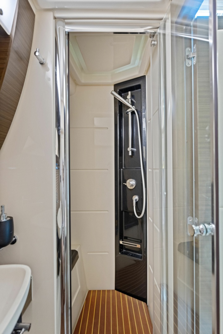 2015 Azimut 55S - Image 76
