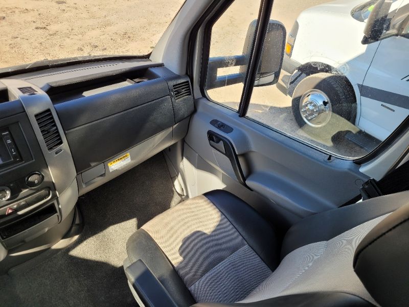 2014 Renegade Villagio 25RBS - Image 5