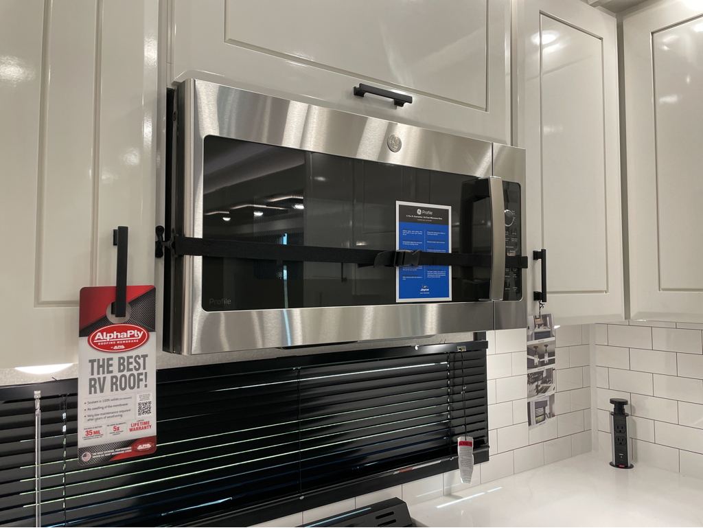 2026 Jayco Pinnacle 38FBRK - Image 12