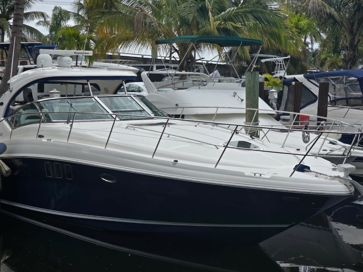 2008 Sea Ray Sundancer - Image 1