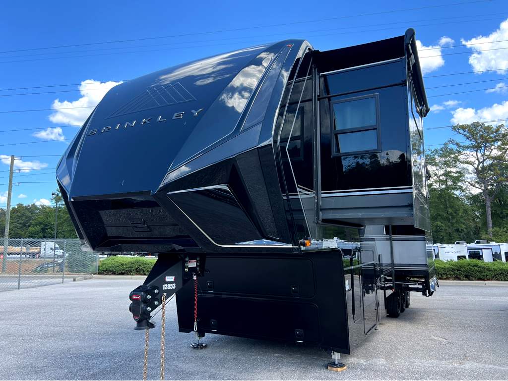 2026 BRINKLEY G 3520 - Image 2