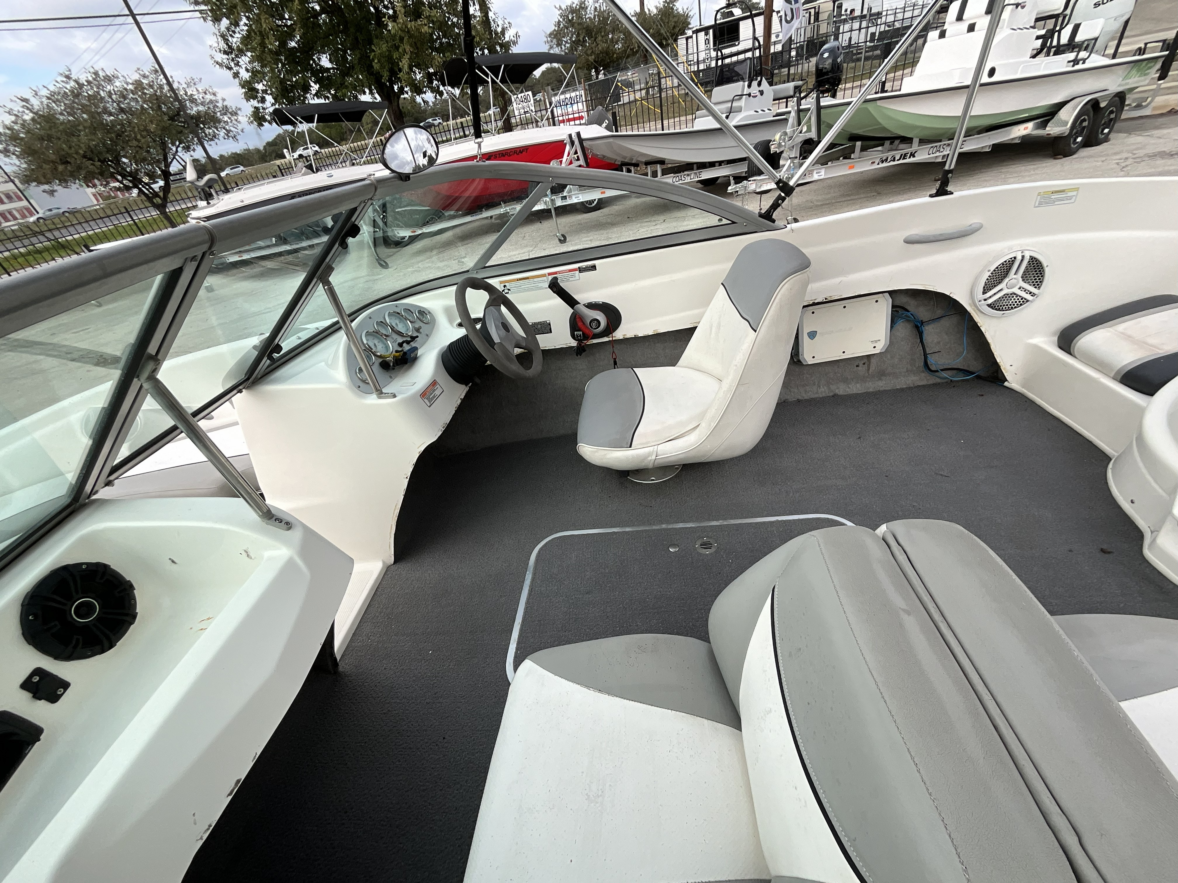 2011 BAYLINER 175BR - Image 14