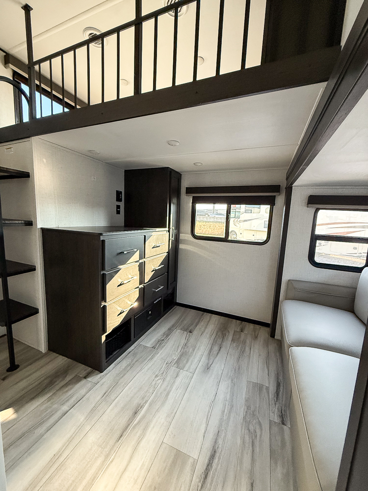 2026 KEYSTONE 380LT - Image 53