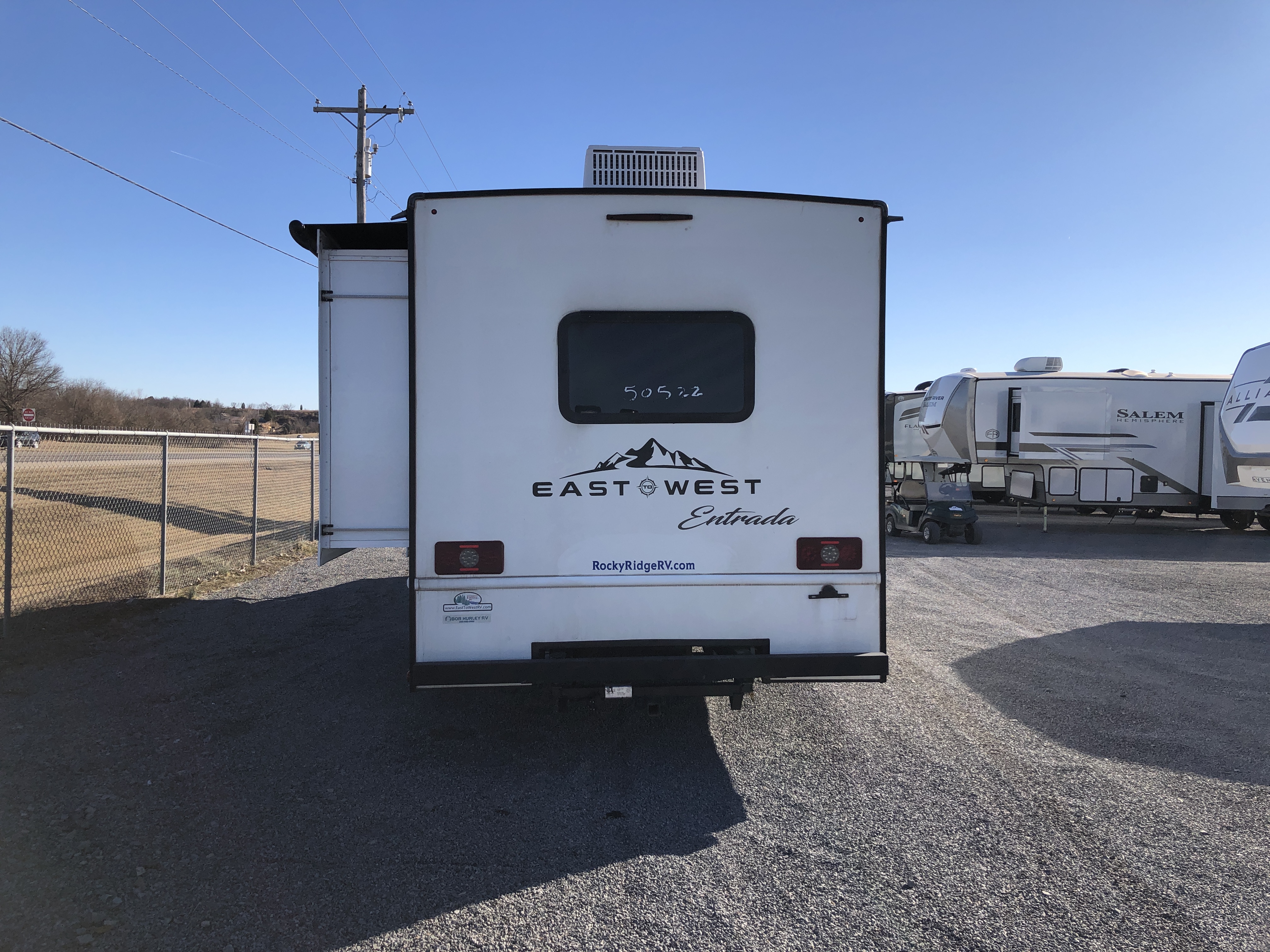 2023 East to West Entrada 3100FB - Image 6