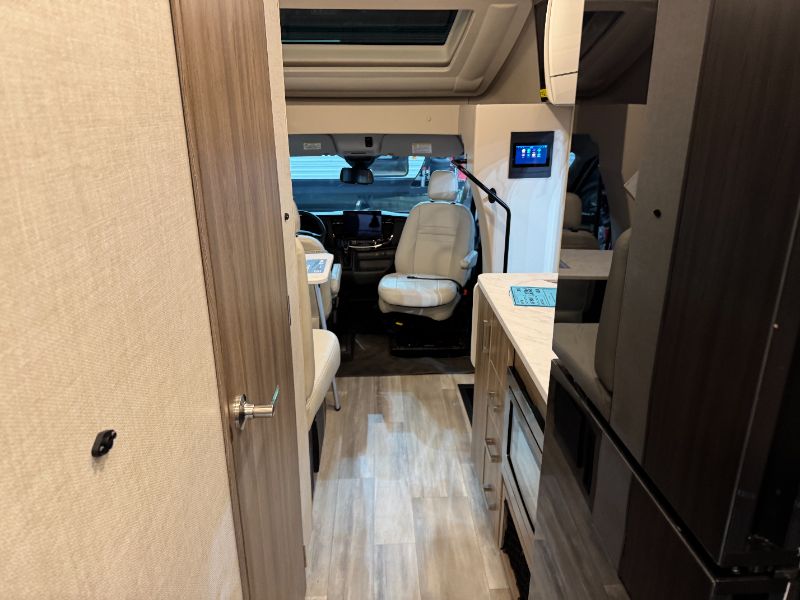 2026 Thor Motor Coach Gemini Trip 22MT - Image 19