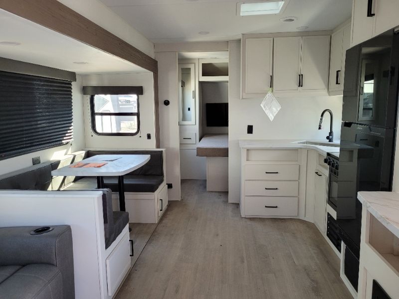 2026 Grand Design Momentum MAV 28MAV - Image 7