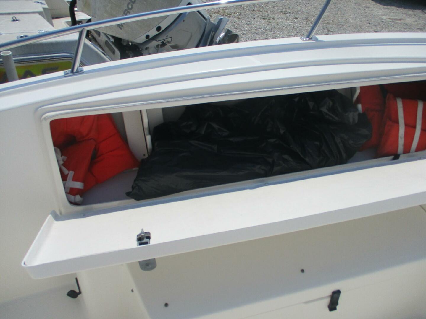2006 Pursuit - Image 11
