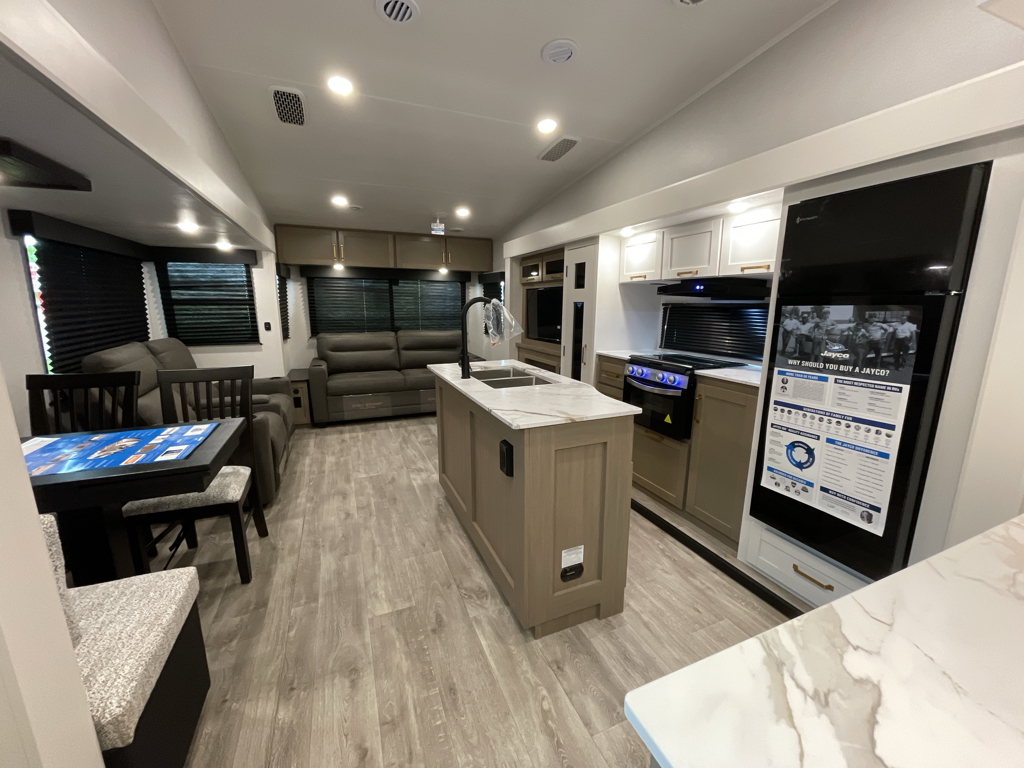 2026 Jayco Eagle SLE 30RLT - Image 5