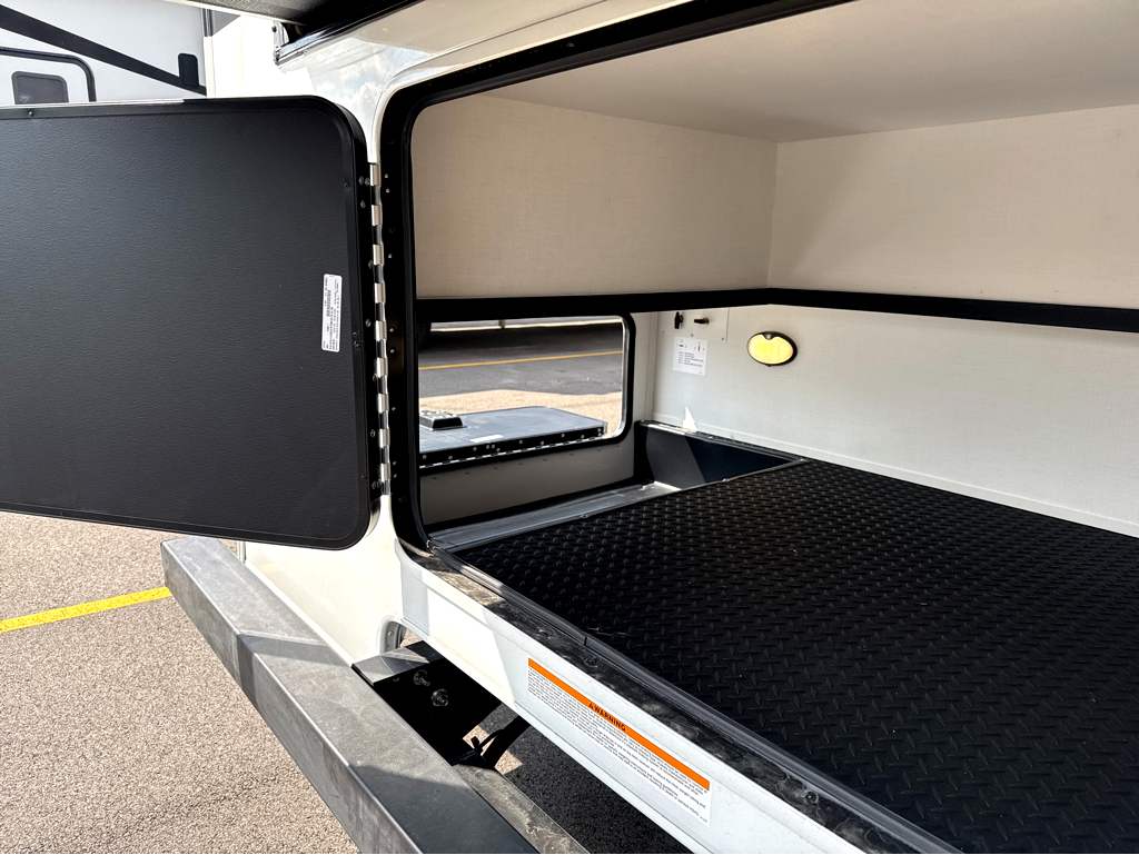 2027 JAYCO GREYHAWK 30Z - Image 6