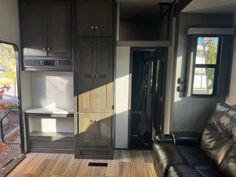 2020 Heartland Road Warrior RW 392 - Image 7