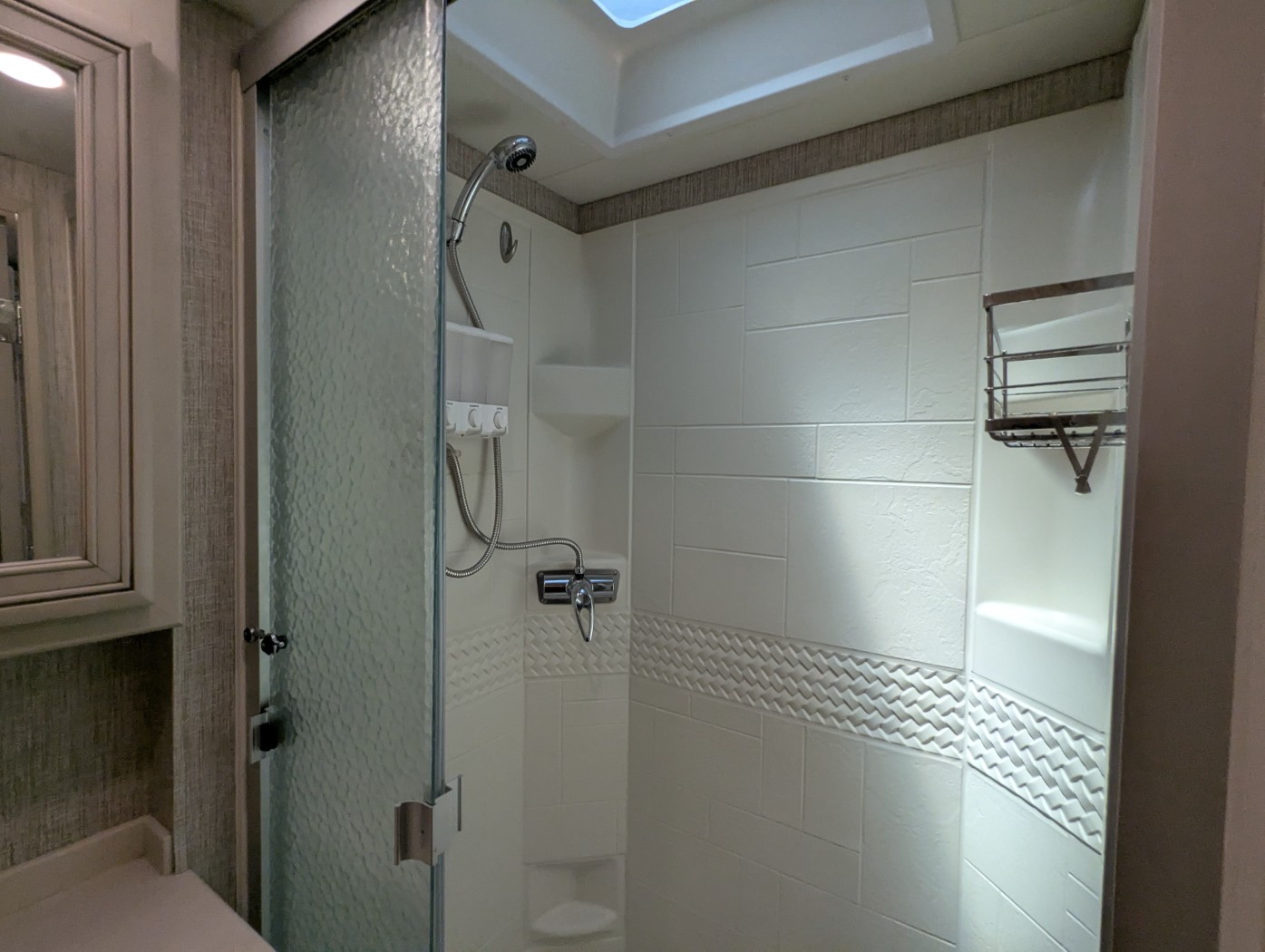 2021 Newmar Bay Star 3626 - Image 36
