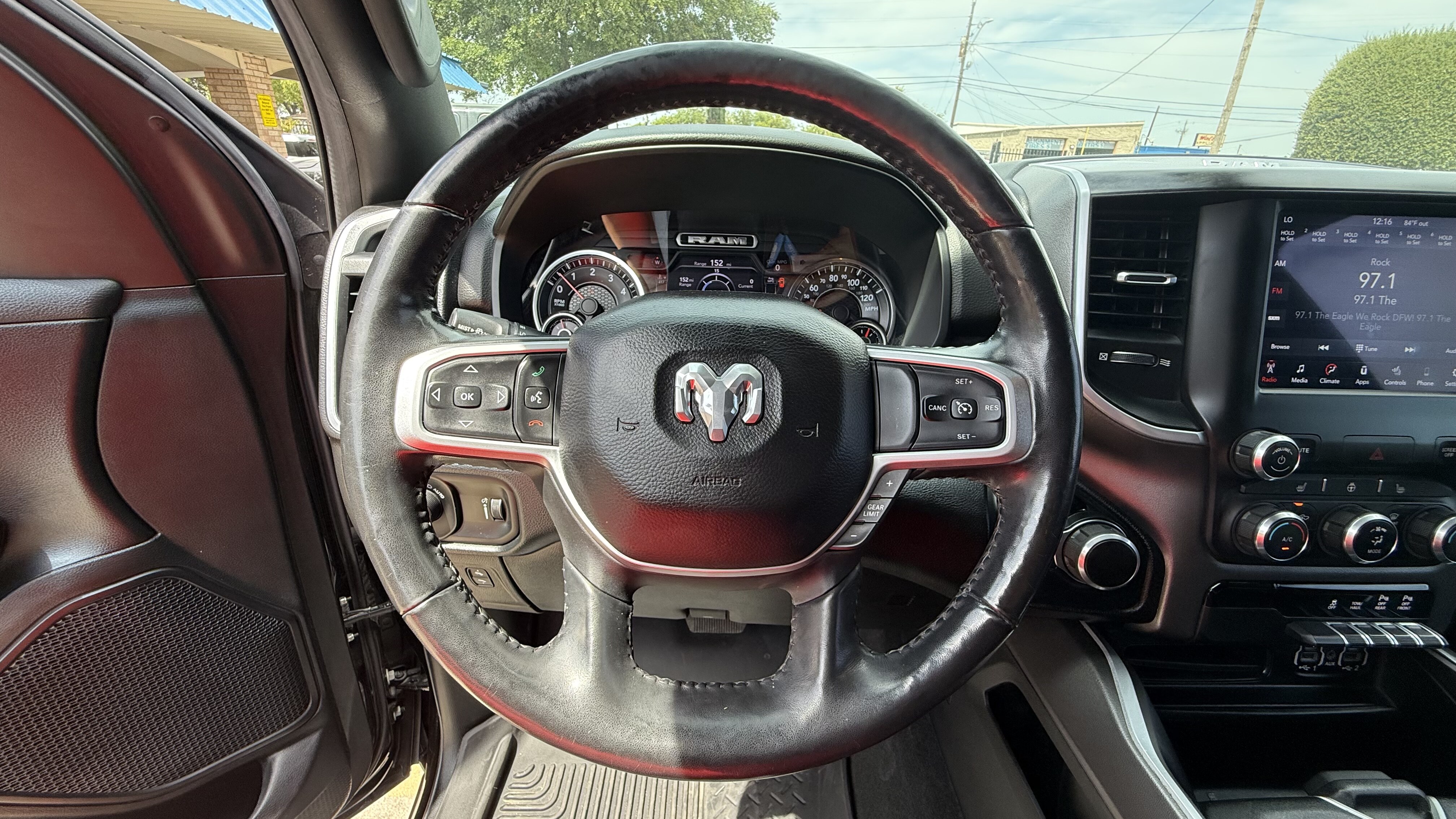 2020 Ram 1500 Pickup Crew Cab Bighorn/Lone Star 4WD - Image 33