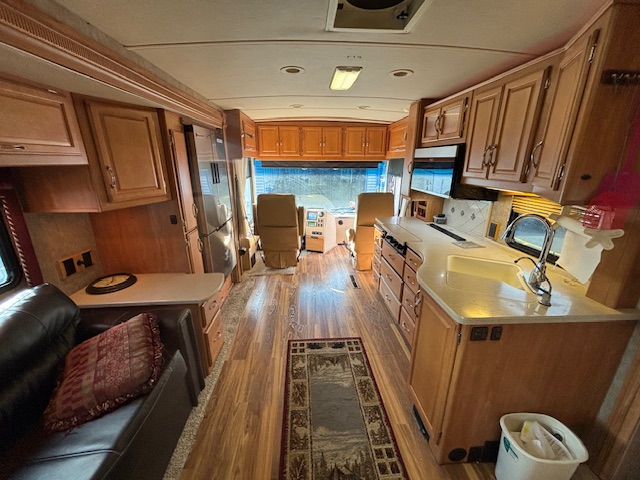 2007 WINNEBAGO TOUR 40TD - Image 34