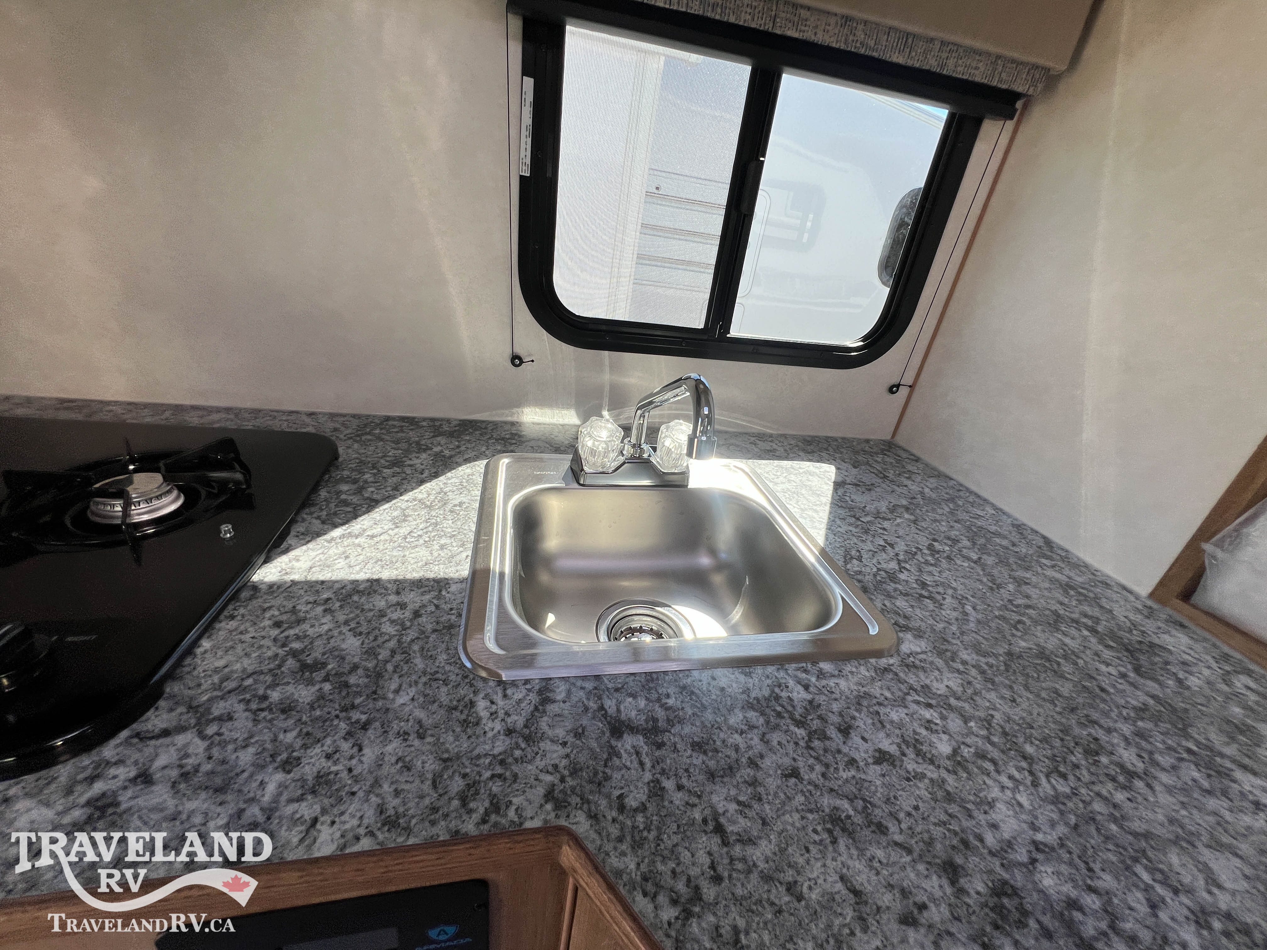 2027 Westland RV TRAVELAIRE 80W - Image 10
