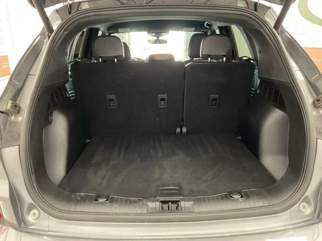 2023 Ford Escape Utility 4D ST-Line Select AWD - Image 22