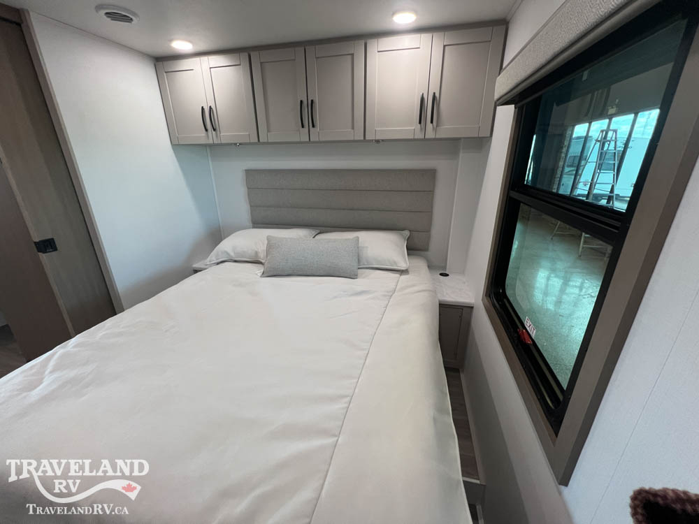 2027 Entegra Coach Vision 29S - Image 21