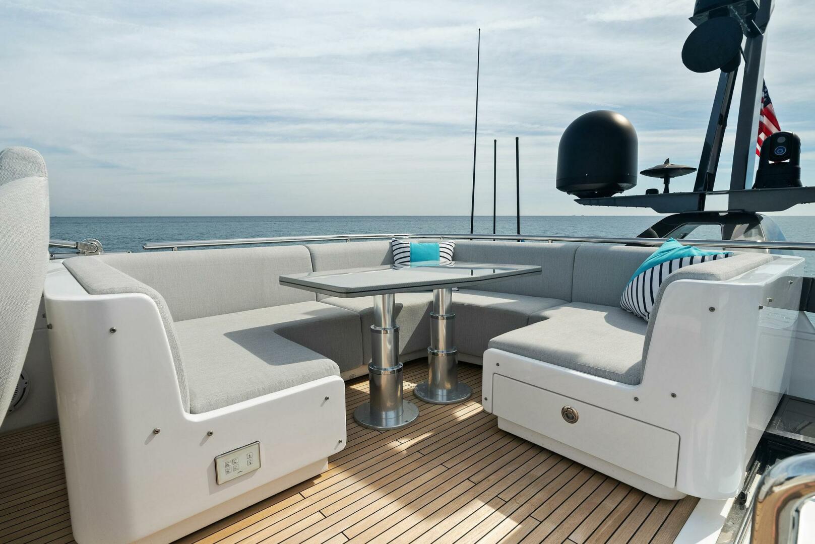 2022 Azimut S8 - Image 16